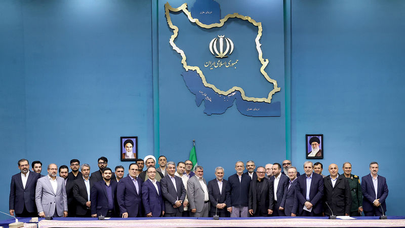 آیین تکریم دکتر شهرام دبیری معاون پیشین پارلمانی و معارفه دکتر محسن اسماعیلی معاون پارلمانی و راهبردی فعلی رئیس جمهور