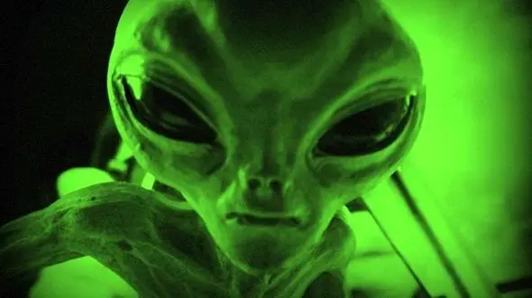 فرا زمینی ها در پس حمله به پایگاه نظانی آمریکا