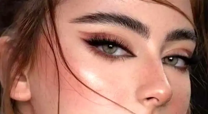 مدل چشم بادامی + زیباترین مدل های چشم بادامی به همراه آرایش مناسب