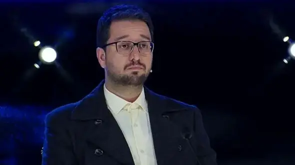 تبلیغ عجیب "بشیر حسینی "برای آموزش کار جمعی و کمک به همنوع + فیلم