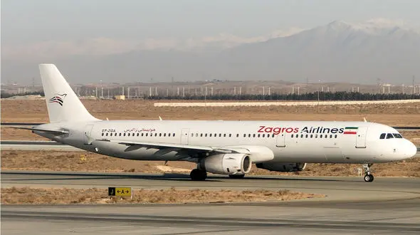 فیلم وحشت مسافران هواپیمای کیش-مشهد / در کرمان فرود آمد