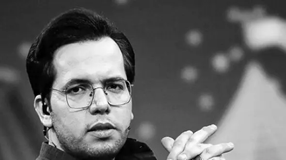 2 عکس جگرسوز از تفاوت پدرانگی حامد سلطانی قبل و بعد از فوت همسر و پسرش/ عزیزی که مهمان خاک شد