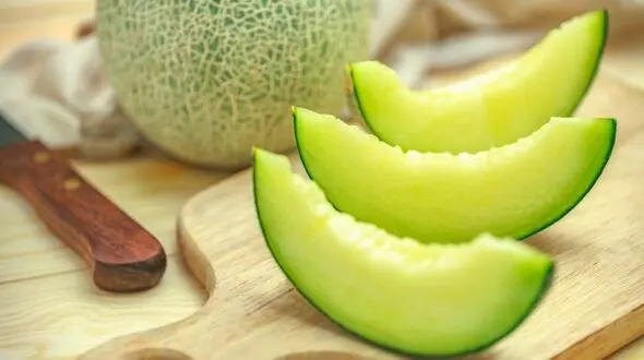 با خواص و مضرات خوشمزه ترین میوه تابستانی آشنا شوید