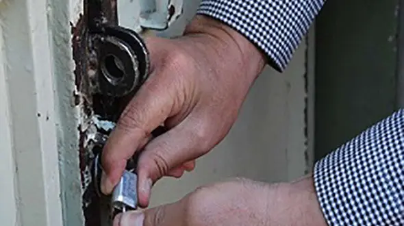 سفره خانه های پاتوق مردان فاسد در آبادان پلمب شد 