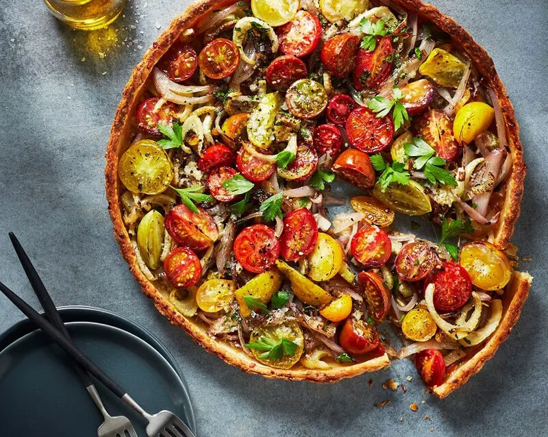 گوجه گیلاسی در پیتزا