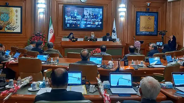 پارکینگ‌های تهران در وضعیت بحرانی؛ شورای شهر به شهرداری هشدار داد