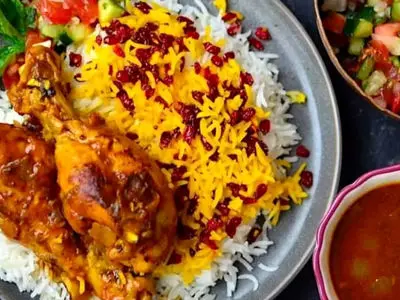 طرز تهیه زرشک پلو با مرغ مجلسی؛ مرحله به مرحله + مواد لازم