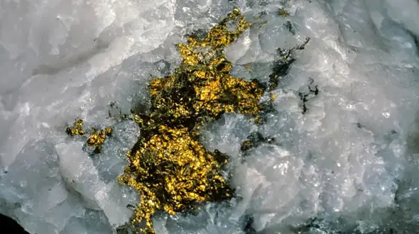 نقش زمین لرزه ها در طلاسازی!