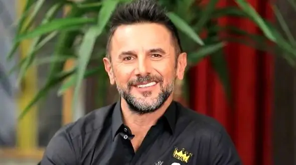 نگاه روز | تصویری زیبا از ژست جذاب امین حیایی