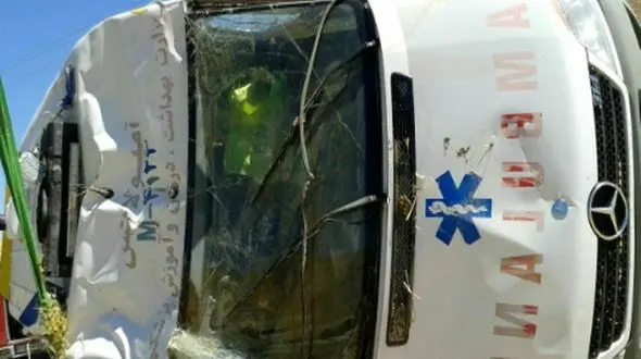 واژگونی آمبولانس خصوصی در جاده رشت به قزوین یک کشته برجای گذاشت