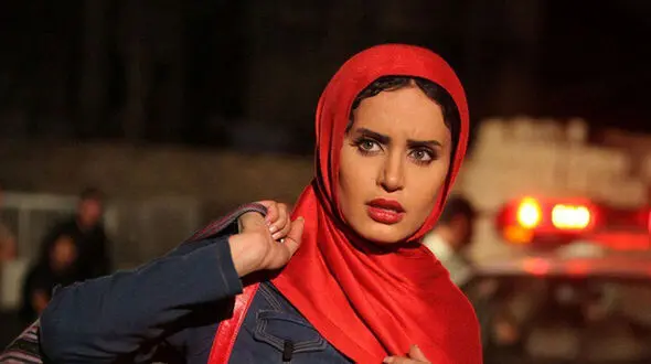 عکس بدون حجاب  الناز شاکردوست کنار رودخانه ! + فیلم 