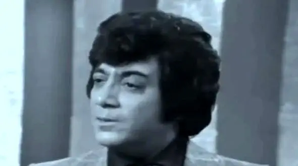 عکس؛ سفر به تاریخ؛ «اکبر گلپایگانی» (گلپا) و همسرش «گلی خانم» سر سفرۀ عقد 