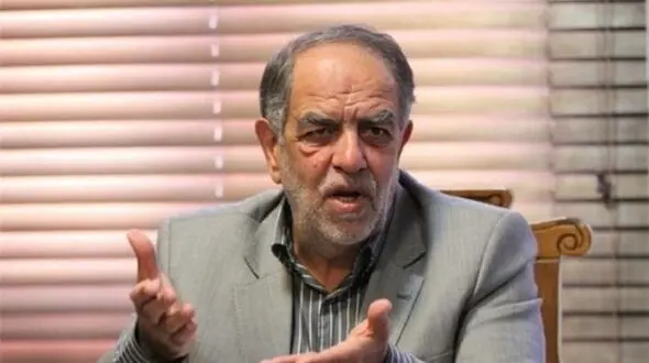 اکبر ترکان خطاب به حجت عبدالملکی: شما چه اقتصاددانی هستی که «عدد» نمی‌شناسی؟