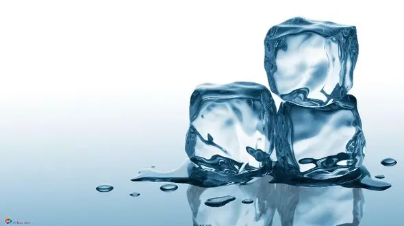 با یخ ماسک زیبایی بسازید