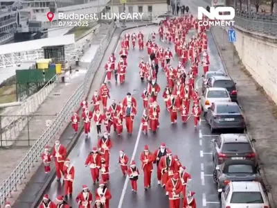 فیلم ماراتن بابانوئل‌ ها؛ جشن دویدن در دنیای کریسمس