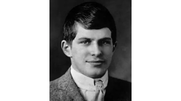 باهوش ترین انسان که 40 زبان دنیا را بلد بود+عکس