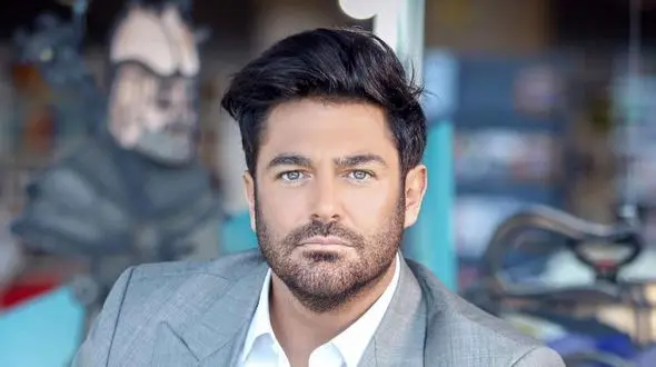 آقای گلزار چِته؟ جلب توجه عجیب گلزار با کیف‌های لاکچری‌اش خبرساز شد