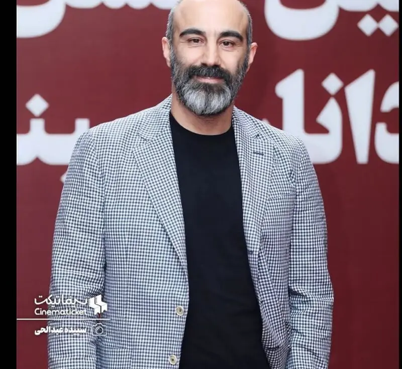 محسن تنابنده