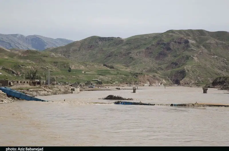 تخریب کامل روستای «چم‌مهر»