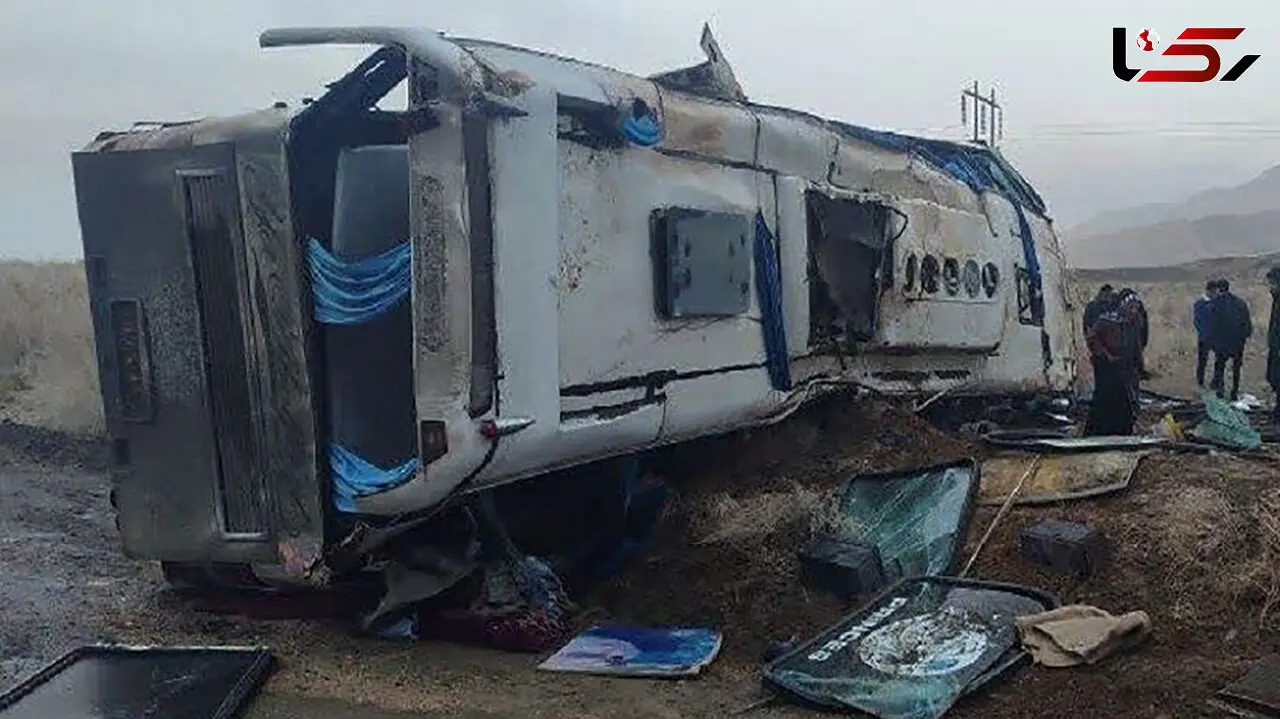 واژگونی مرگبار اتوبوس مسافربری در اتوبان تبریز _ زنجان