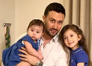 مات و مبهوت ماندن شاهرخ استخری از خلاقیت هوش مصنوعی در ساخت چهره بزرگسالی دختر بزرگش پناه/ پناه بر خدا از دست تکنولوژی!