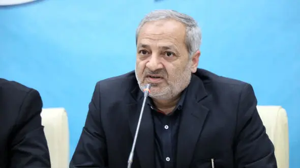 فیلم خاک پاشیدن و سنگ زدن به وزیر آموزش و پرورش سر مزار دختران دانش آموز کرمانی !