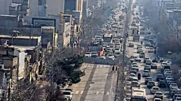 فرونشست زمین؛ بلوار مهم مشهد دچار مشکل شد
