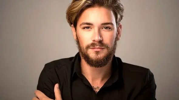 آشنایی با جدیدترین روش های کاشت مو در کلینیک خانه سفید تهران