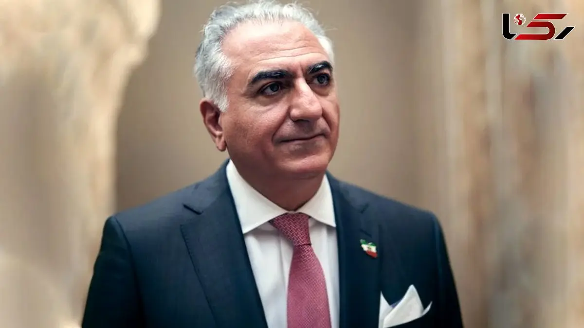 فیلم/ پرتاب سس خرسی به سمت رضا پهلوی در برلین