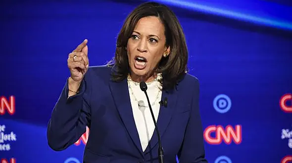 هریس مثل ترامپ آبروریزی سیاسی ندارد

