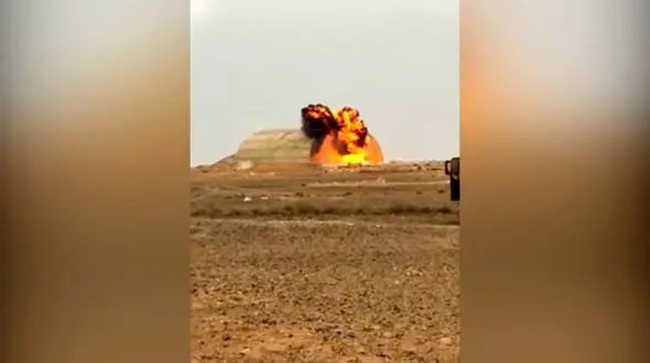 فیلم لحظه انفجار خودروی بمبگذاری شده در الانبار
