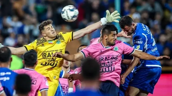 کارشناسان داوری دقت بیشتری به خرج دهند/ استقلال درباره صحنه بحث برانگیز سند رو کرد + فیلم