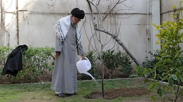 موضوع  مسمومیت دانش آموزان یک جنایت بزرگ و غیرقابل اغماض است