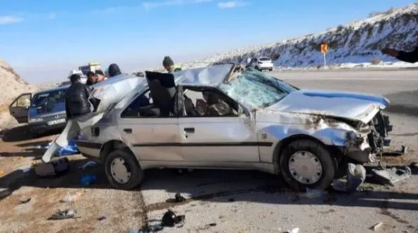 واژگونی خودرو در سمنان جان 2 نفر را گرفت