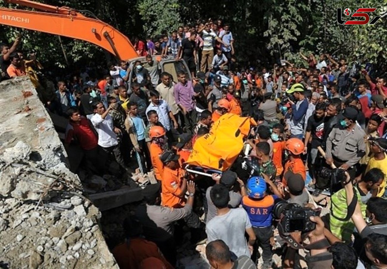 مرگ 100  تن در زلزله اندونزی +عکس