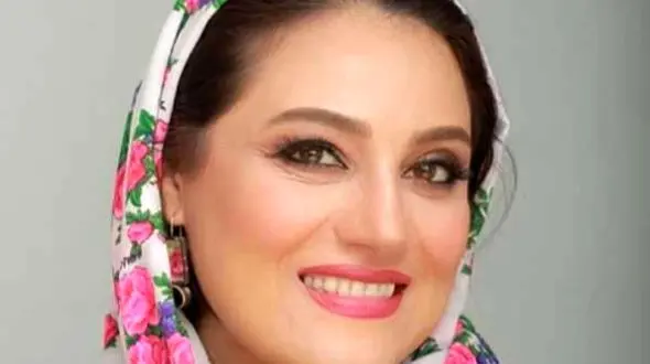 نگاه روز | چشمان زیبا و درشت شبنم مقدمی در دوران کودکی اش