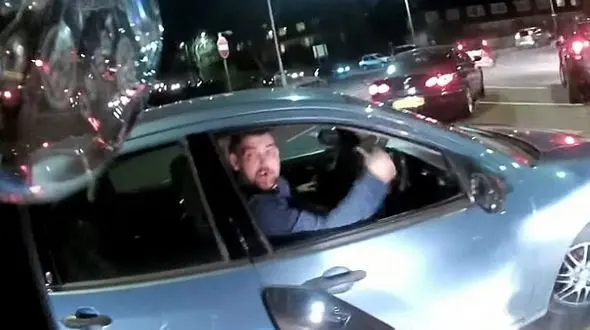  کل کل زشت یک راننده با موتورسوار+فیلم و عکس