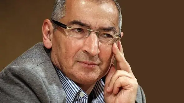 زیباکلام به دادگاه انقلاب تهران احضار شد