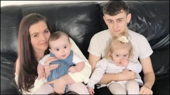 اتفاقی عجیب / دختر 19 ساله 45 دقیقه قبل از فارغ شدن متوجه شد بچه در شکم دارد+ عکس