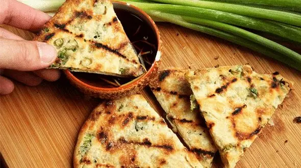 دستور پخت پنکیک پیازچه