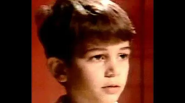 تغییر چهره باورنکردنی علی کوچولو در خانه سبز + عکس  جوانی اش را اصلا نمی شناسیدش !