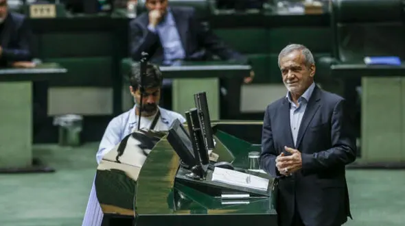پزشکیان : ۲۰۰ همت برای بدهی بانک‌ها و ۱۴۰ همت برای پرداخت بدهی به گندم کاران گذاشتیم / متوسط افزایش حقوق در بودجه ۲۸ درصد است