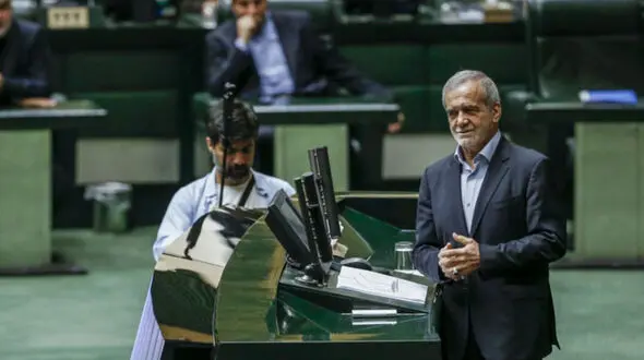 پزشکیان : ۲۰۰ همت برای بدهی بانک‌ها و ۱۴۰ همت برای پرداخت بدهی به گندم کاران گذاشتیم / متوسط افزایش حقوق در بودجه ۲۸ درصد است