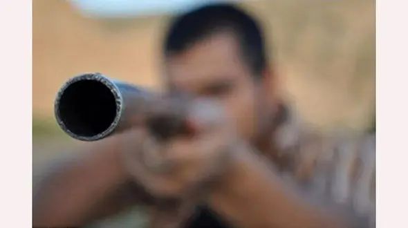 حادثه ای خونین در سیرجان / درگیری با اسلحه شکاری