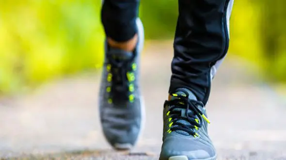 افسرده ها پیاده روی کنند