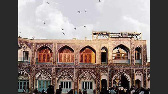 گذر 43 ساله صحن عتیق