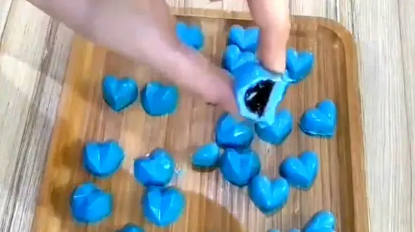 آموزش شکلات پاستیلی مناسب برای تولد فرزندان / فیلم