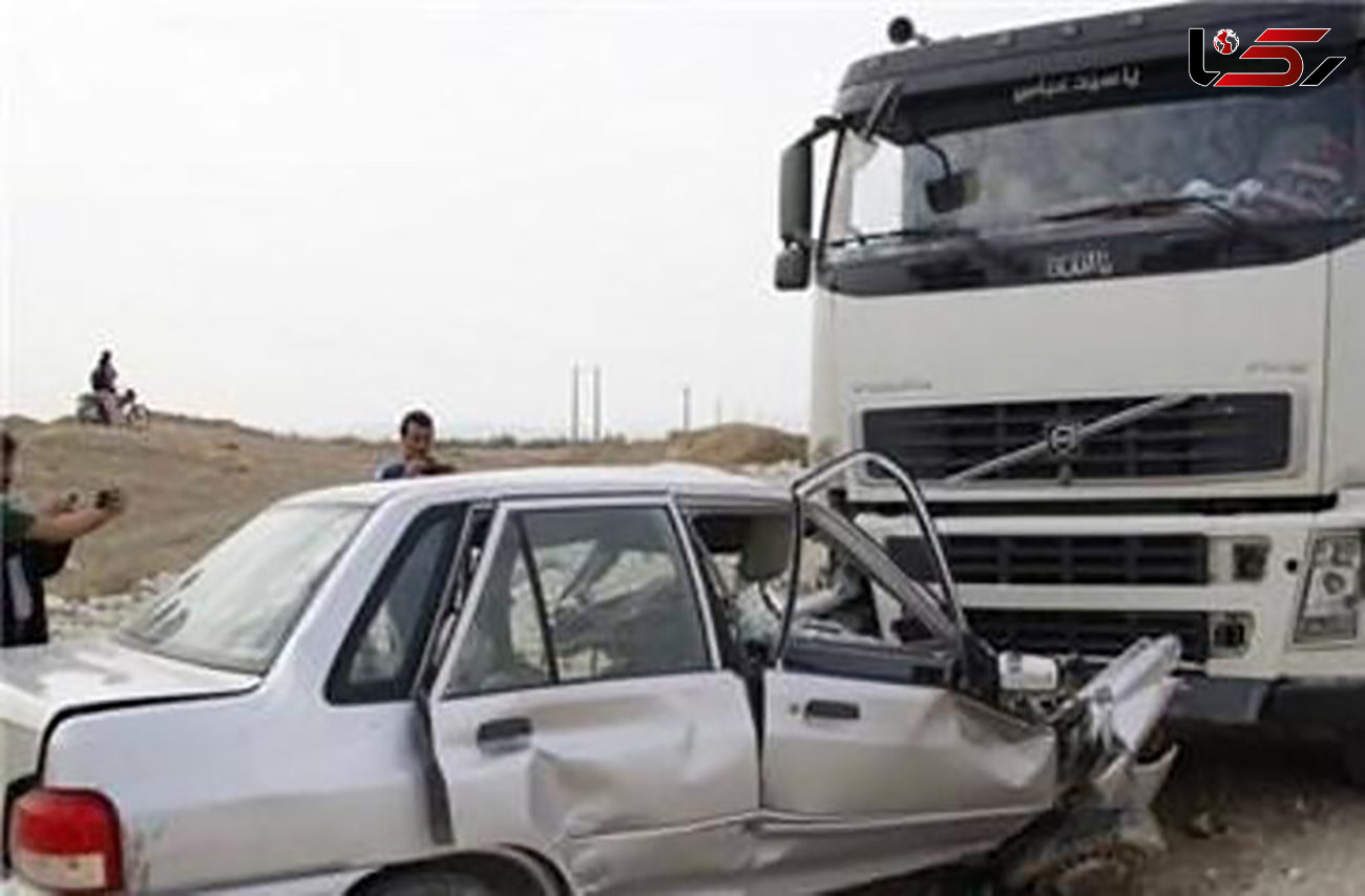 3 کشته و 2 مجروح حاصل برخورد پراید با کامیون در فارس