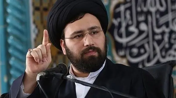 نوه امام خمینی ایران را ترک کرد 