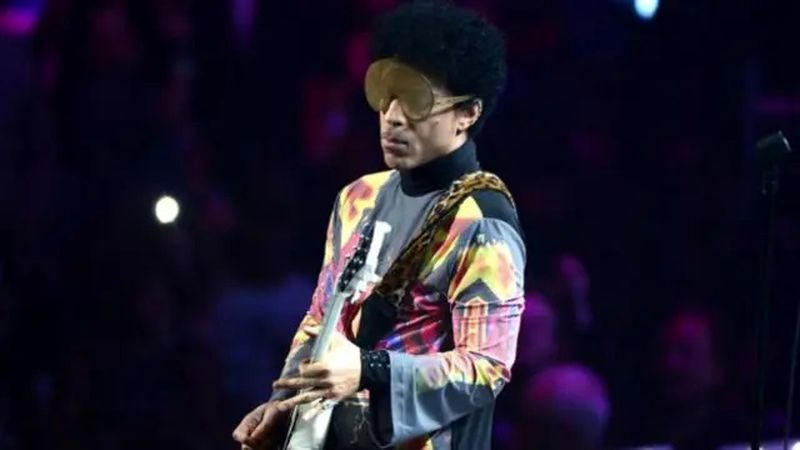 پرینس (Prince) - خواننده و موسیقیدان مرگ بر اثر اوردوز